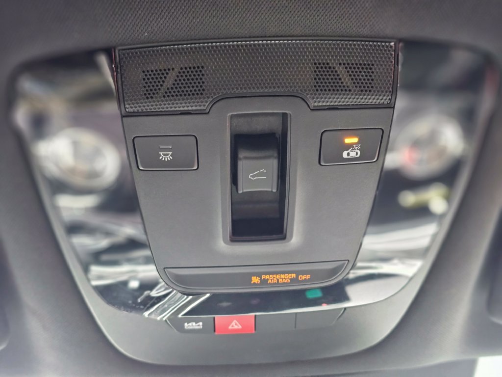 Used 2025 Kia K5 GT FWD image 31