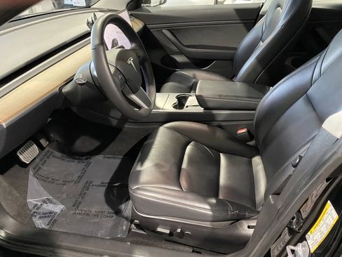 Used 2020 Tesla Model 3 Standard Range Plus image 11