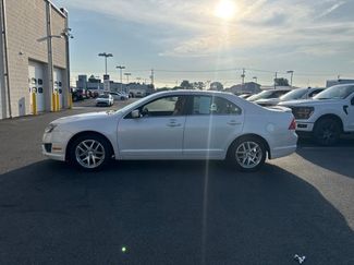 Used 2012 Ford Fusion SEL FWD video 2