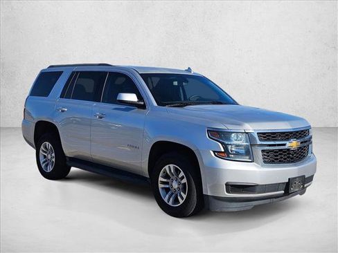 Used 2018 Chevrolet Tahoe LS image 3