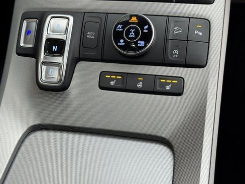 Used 2021 Hyundai Palisade SEL w/ Premium Package image 18