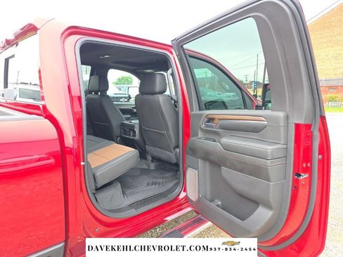 Used 2024 Chevrolet Silverado 2500 High Country w/ High Country Premium Package AWD/4WD image 36