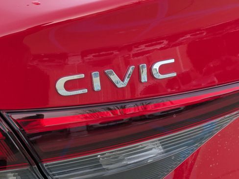 Certified 2023 Honda Civic EX image 27