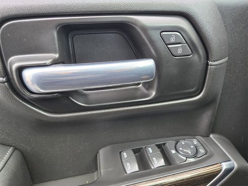 Used 2021 GMC Sierra 1500 Elevation w/ LPO, Elevation Black Package image 16