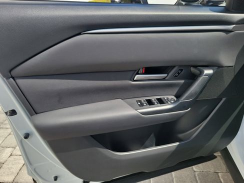 Used 2025 MAZDA CX-50 AWD 2.5 S w/ Preferred Package image 18