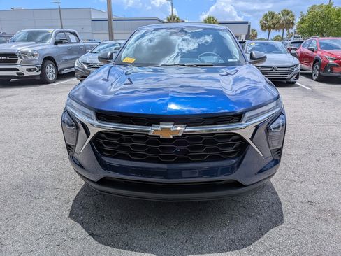 Used 2024 Chevrolet Trax LS w/ Driver Confidence Package FWD image 10