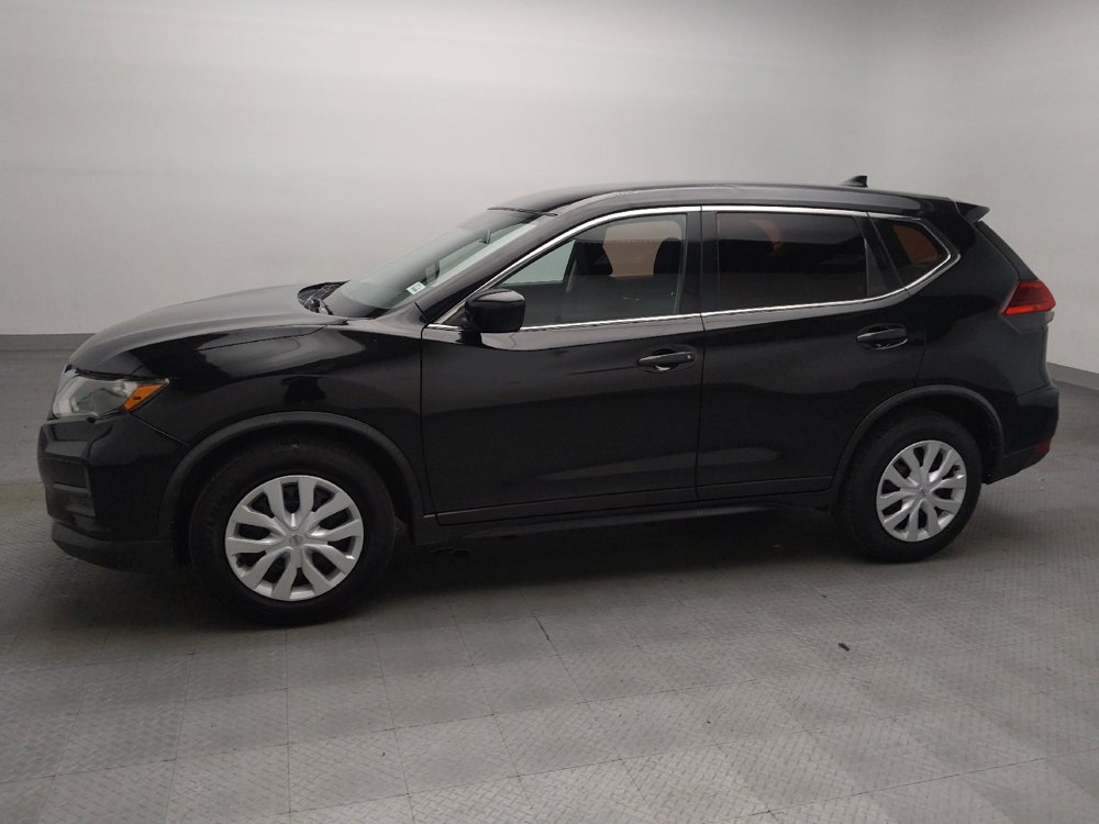Used 2017 Nissan Rogue S FWD image 2