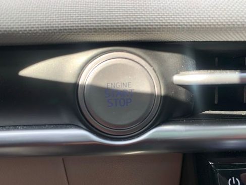 Certified 2025 Hyundai Tucson Limited image 25