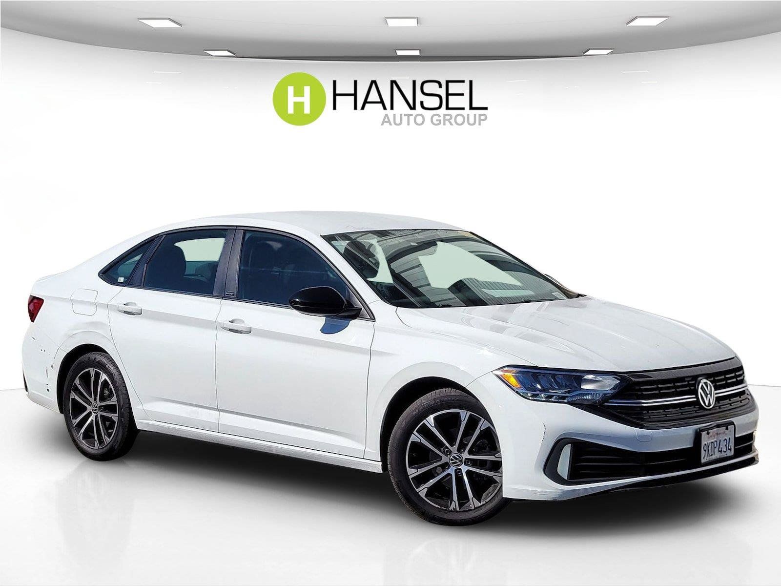 Used 2024 Volkswagen Jetta Sport FWD image 1
