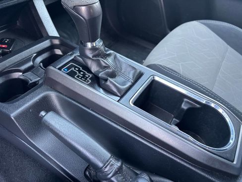 Used 2020 Toyota Tacoma TRD Off-Road w/ Technology Package image 23