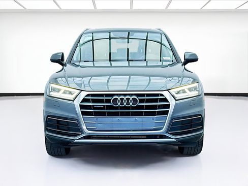 Used 2019 Audi Q5 2.0T Premium Plus w/ Premium Plus Package image 2