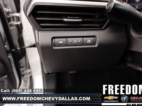 Used 2024 Nissan Altima 2.5 SV FWD image 22