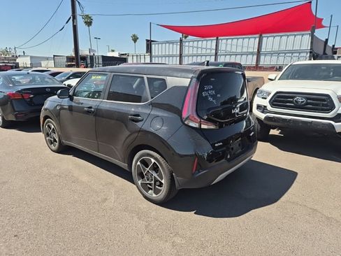 Used 2023 Kia Soul EX image 5