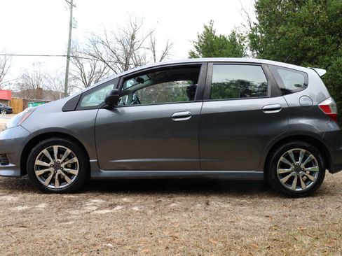 Used 2013 Honda Fit Sport image 2