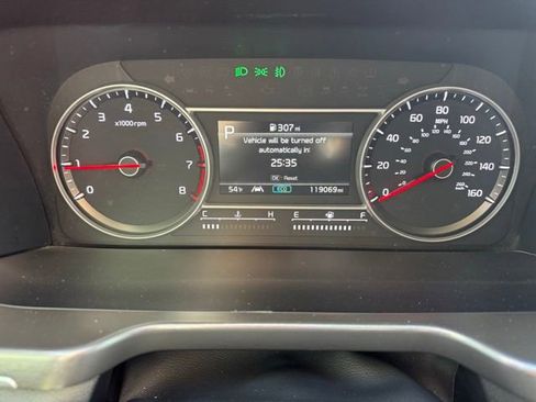 Used 2022 Kia Sorento SX image 29