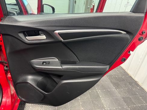 Used 2015 Honda Fit LX image 22