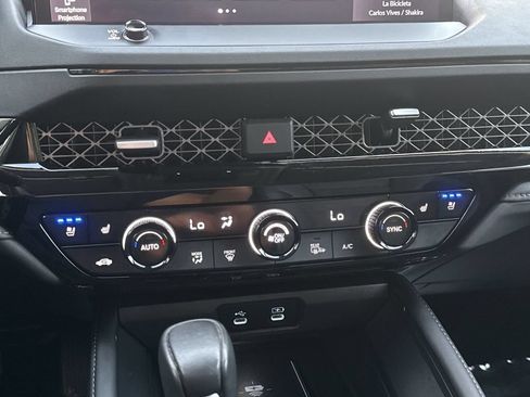 Used 2024 Honda Accord Touring image 16