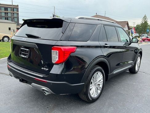 Used 2024 Ford Explorer Limited w/ Limited Technology Package AWD/4WD image 7