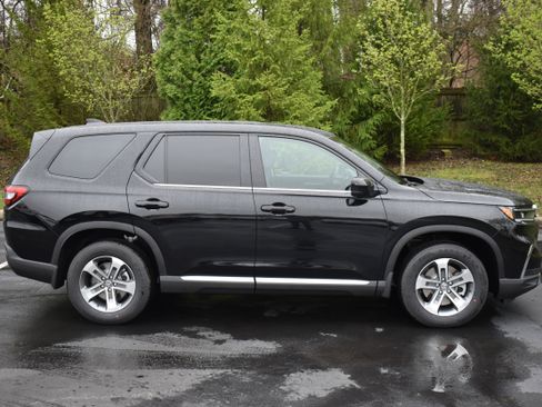 New 2025 Honda Pilot EX-L image 9