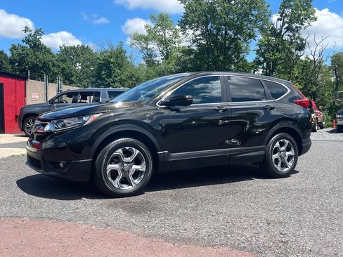 Used 2017 Honda CR-V EX image 2