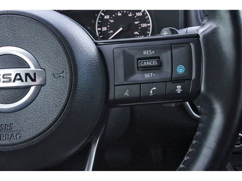 Used 2021 Nissan Rogue SL FWD image 19