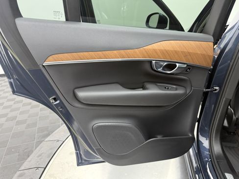 Used 2023 Volvo XC90 B6 Plus w/ Protection Package Premier image 23