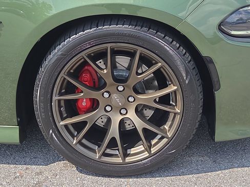 Used 2018 Dodge Charger R/T Scat Pack RWD image 7