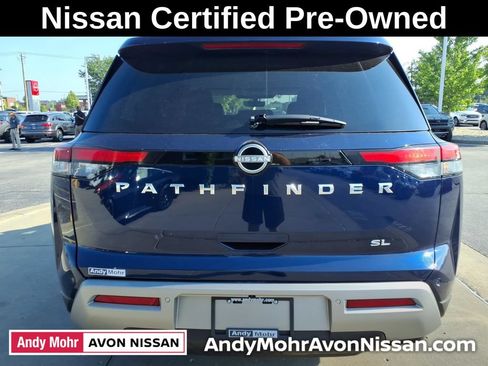 Certified 2025 Nissan Pathfinder SL FWD image 10