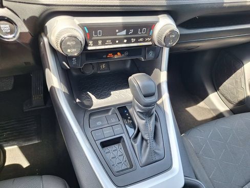 Used 2024 Toyota RAV4 XLE FWD image 13