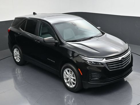 Used 2022 Chevrolet Equinox LS w/ LS Convenience Package FWD image 43