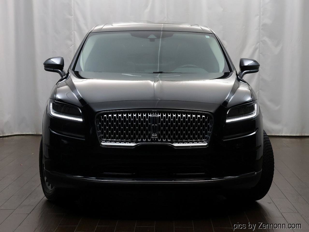 Used 2021 Lincoln Nautilus Reserve AWD/4WD image 5