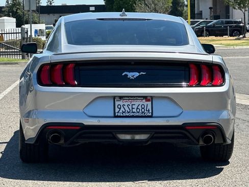 Used 2023 Ford Mustang Premium RWD image 7