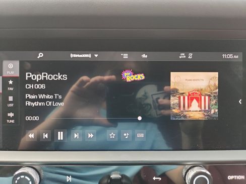 Certified 2023 Porsche Macan Turbo image 29