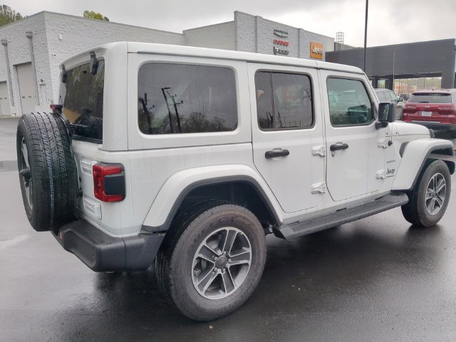 Used 2023 Jeep Wrangler Unlimited Sahara w/ LED Lighting Group AWD/4WD image 8
