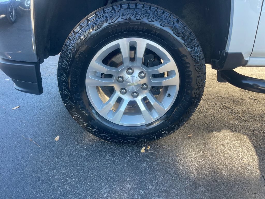Used 2017 Chevrolet Silverado 1500 W/T RWD image 11