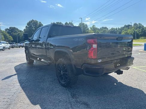 Used 2025 Chevrolet Silverado 2500 Custom w/ Custom Value Package AWD/4WD image 5