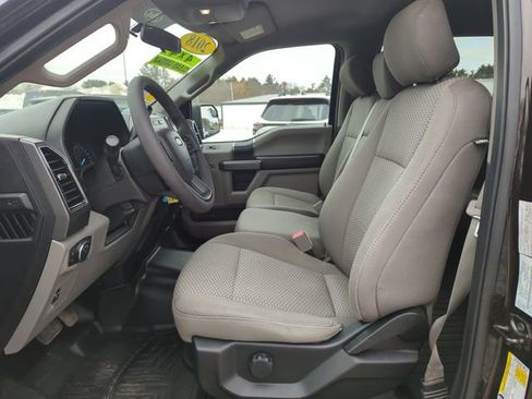 Used 2018 Ford F150 XLT w/ Trailer Tow Package image 11