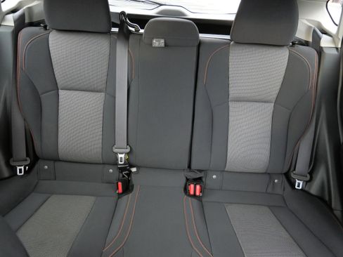 Used 2023 Subaru Crosstrek 2.0i Premium image 13