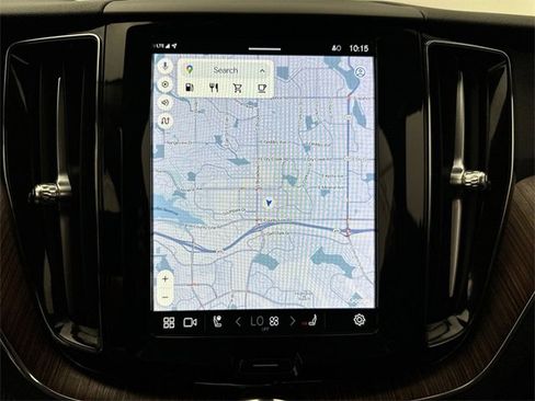 Certified 2023 Volvo XC60 B5 Plus w/ Climate Package image 18