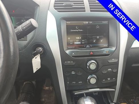 Used 2015 Ford Explorer XLT w/ Equipment Group 202A AWD/4WD image 7
