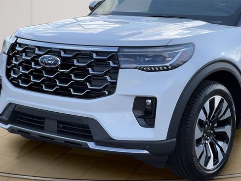 New 2026 Ford Explorer Platinum w/ LUX Leather Package image 39