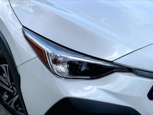 Certified 2025 Subaru Crosstrek 2.5i Premium AWD/4WD image 27