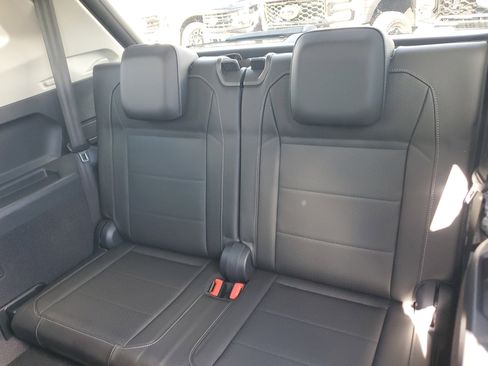 Used 2019 Volkswagen Tiguan SEL image 15