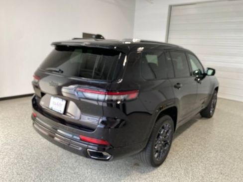 Used 2023 Jeep Grand Cherokee L Summit w/ High Altitude Package image 26