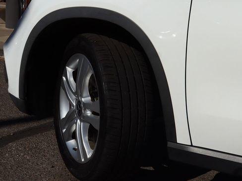 Used 2020 Mercedes-Benz GLA 250 image 6