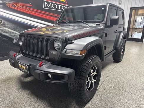 Used 2022 Jeep Wrangler Rubicon w/ Cold Weather Group AWD/4WD image 2