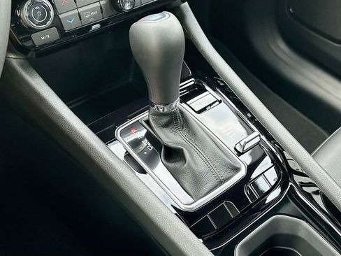 New 2026 Jeep Compass Latitude image 11