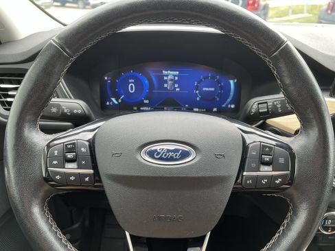 Used 2021 Ford Escape Titanium w/ Titanium Elite Package image 22