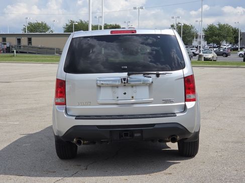 Used 2015 Honda Pilot SE image 16