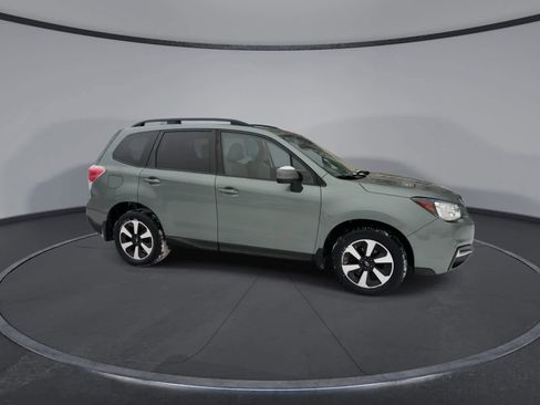 Used 2018 Subaru Forester 2.5i Premium image 9